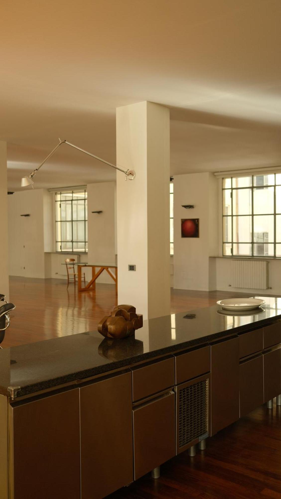 Loft Tortona Design District 450 Square Meters Apartment Mailand